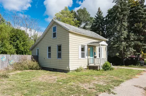 926 Oak, Muskegon, MI 49442