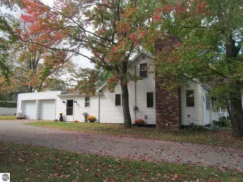 511 W Maple, Mcbain, MI 49657 photo 33