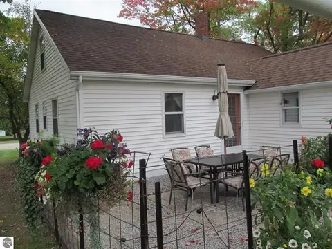 511 W Maple, Mcbain, MI 49657 photo 31