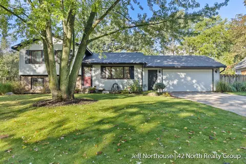 3673 Jupiter, Grand Rapids, MI 49525
