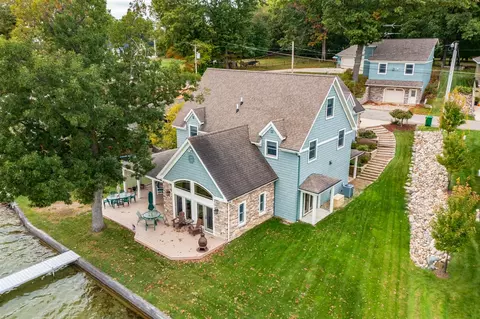 68231 Edgewater Bch, White Pigeon, MI 49099