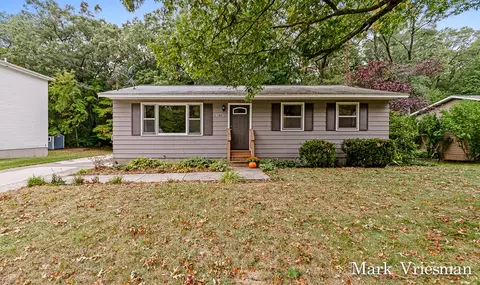 14675 154th, Grand Haven, MI 49417