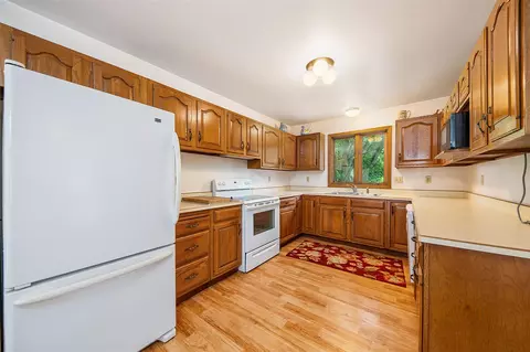 10610 Douglas, Plainwell, MI 49080 photo 4