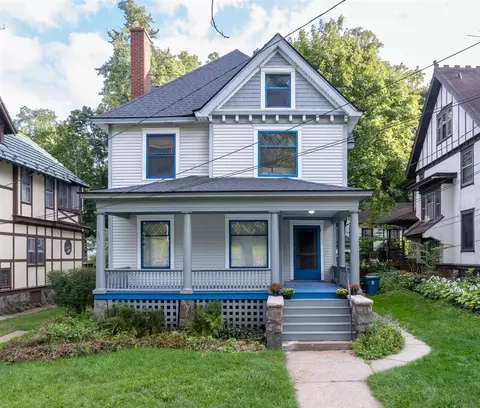1223 Grand, Kalamazoo, MI 49006