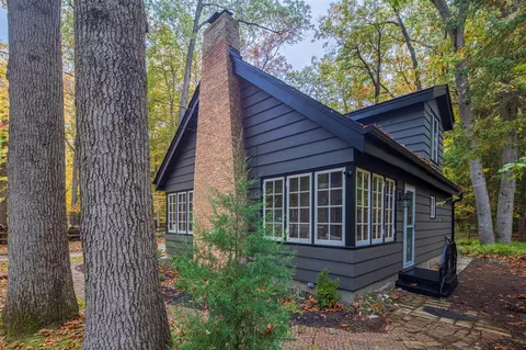 3906 Oakdale, Update, IN 46360