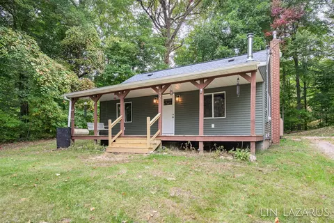 2933 D, East Leroy, MI 49051