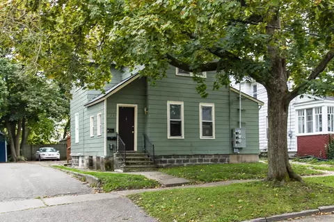 529 Mccourtie, Kalamazoo, MI 49001