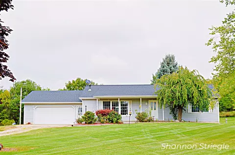 1710 W Sisson, Freeport, MI 49325