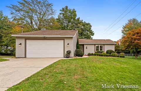 15110 164th, Grand Haven, MI 49417