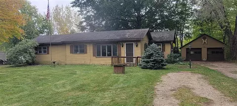 7038 Crawford, Fennville, MI 49408