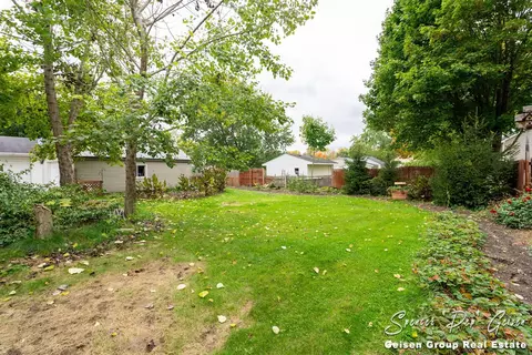 617 S Broas, Belding, MI 48809 photo 41