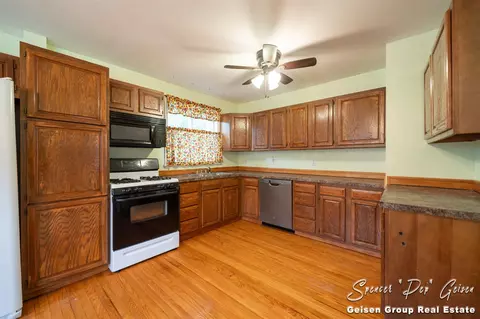 617 S Broas, Belding, MI 48809 photo 11