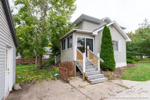 617 S Broas, Belding, MI 48809 photo 36