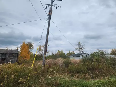5261 Almy, Edmore, MI 48829 photo 3