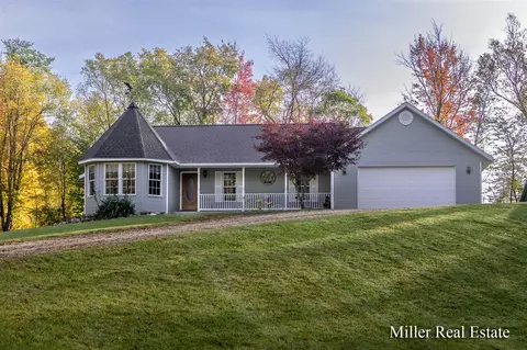 11637 Gurd, Delton, MI 49046