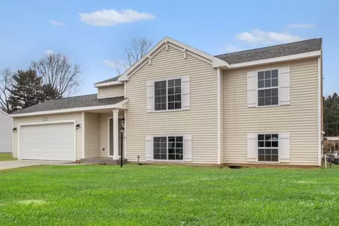 5154 Lake Pnes, Vicksburg, MI 49097