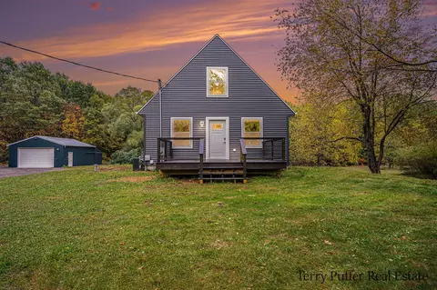 5064 Whitehall, Muskegon, MI 49445