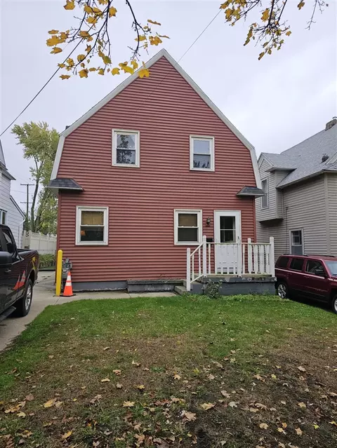 8 Travis, Grand Rapids, MI 49505