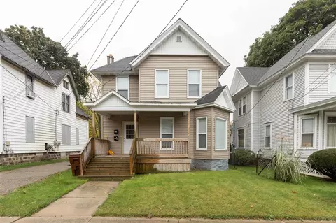 623 W Michigan, Marshall, MI 49068