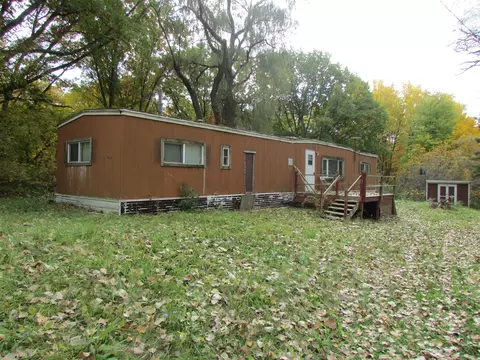 11460 E Howard City Edmore, Riverdale, MI 48877