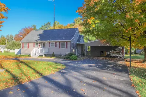 18388 Sixth, Three Rivers, MI 49093