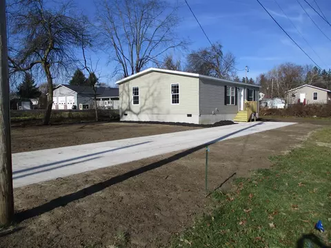 326 Walter, Fennville, MI 49408