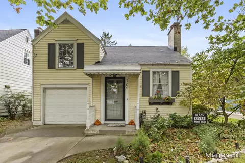 709 Griswold, Grand Rapids, MI 49507