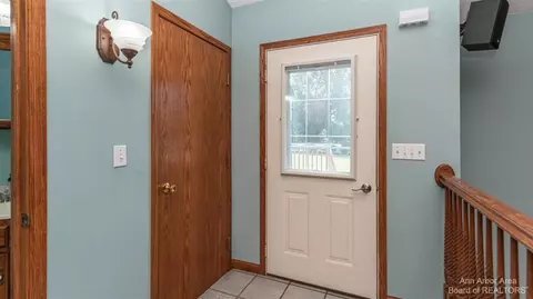 1205 E Mcdevitt, Jackson, MI 49203 photo 12