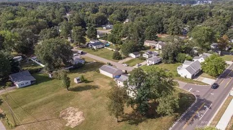 1205 E Mcdevitt, Jackson, MI 49203 photo 69