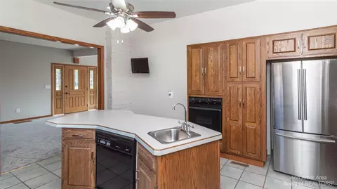 1205 E Mcdevitt, Jackson, MI 49203 photo 26