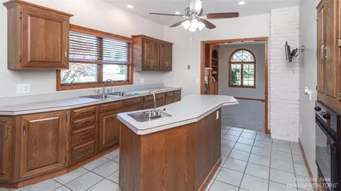 1205 E Mcdevitt, Jackson, MI 49203 photo 30
