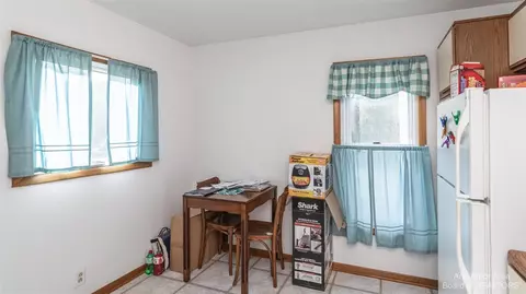 1205 E Mcdevitt, Jackson, MI 49203 photo 55