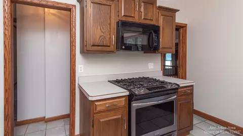 1205 E Mcdevitt, Jackson, MI 49203 photo 29