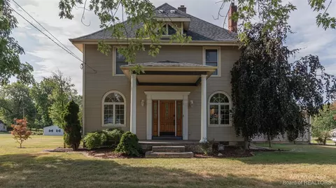 1205 E Mcdevitt, Jackson, MI 49203 photo 3