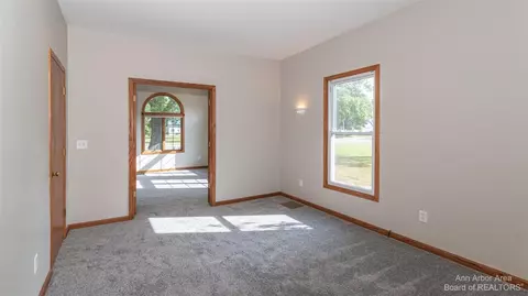 1205 E Mcdevitt, Jackson, MI 49203 photo 38