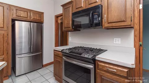 1205 E Mcdevitt, Jackson, MI 49203 photo 27