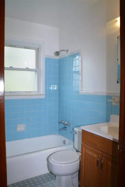 3350 Cadillac, Wayne, MI 48184 photo 15