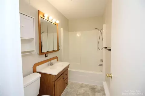 4648 Dexter Pinckney, Dexter, MI 48130 photo 17