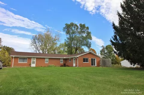 4648 Dexter Pinckney, Dexter, MI 48130 photo 1
