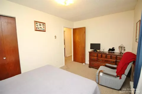4648 Dexter Pinckney, Dexter, MI 48130 photo 33