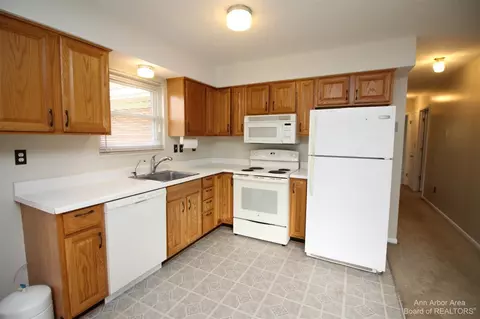 4648 Dexter Pinckney, Dexter, MI 48130 photo 10