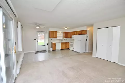 4648 Dexter Pinckney, Dexter, MI 48130 photo 5