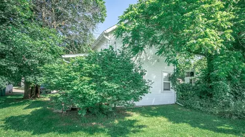 211 W Henry, Saline, MI 48176 photo 39