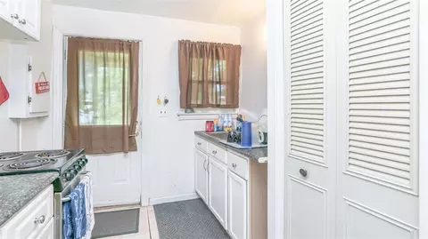 211 W Henry, Saline, MI 48176 photo 33