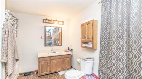 211 W Henry, Saline, MI 48176 photo 11