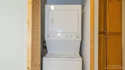 1923 Dexter, Ann Arbor, MI 48103 photo 11