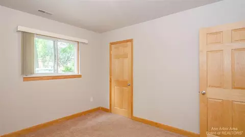 1923 Dexter, Ann Arbor, MI 48103 photo 13