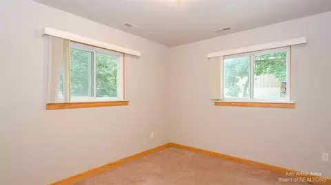 1923 Dexter, Ann Arbor, MI 48103 photo 12