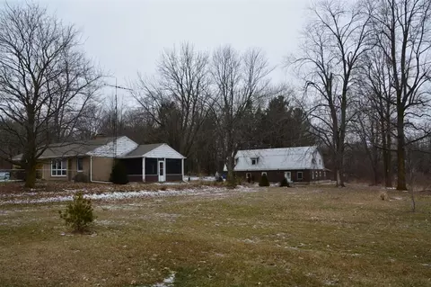 202 S Steer #HOUSE, Addison, MI 49220 photo 4