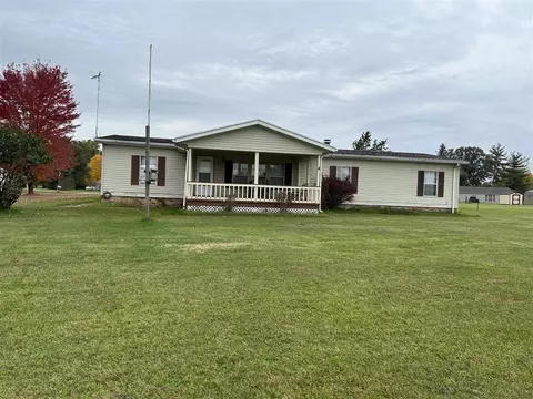 61064 Wayne, Colon, MI 49040
